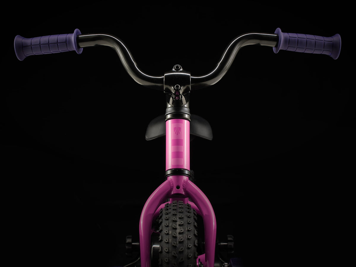 Trek Precaliber 12 Kids' Hybrid Bike with Removable Training Wheels Pink